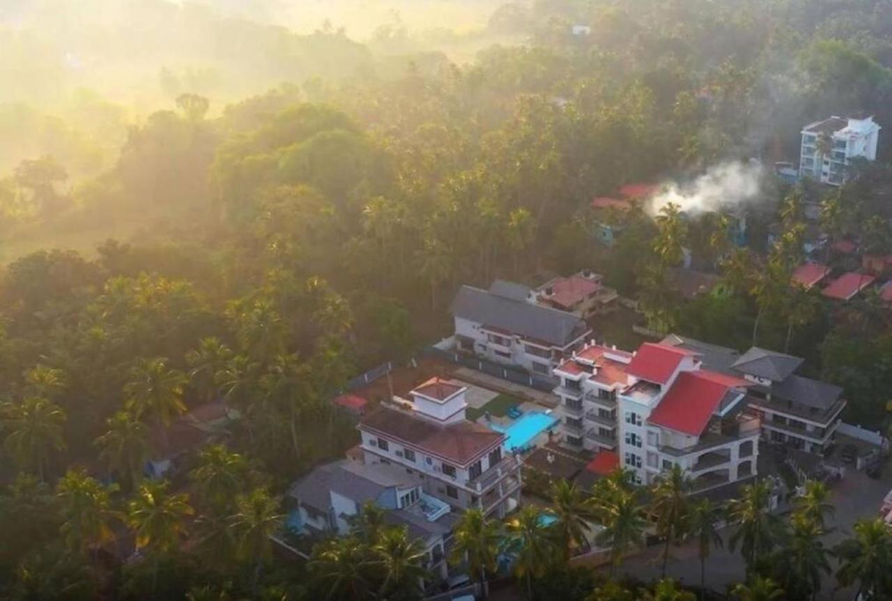 Luxury Rental With Kids Playroom In Goa Calangute Bagian luar foto