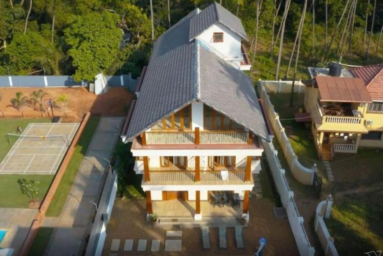 Luxury Rental With Kids Playroom In Goa Calangute Bagian luar foto